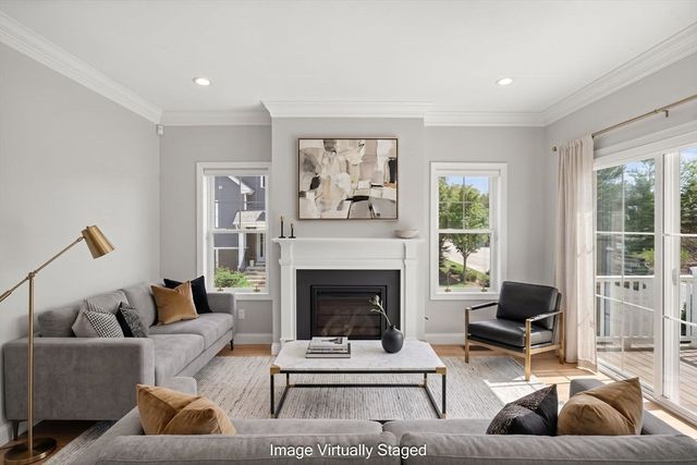 107 Boatwrights Loop, Plymouth, MA 02360