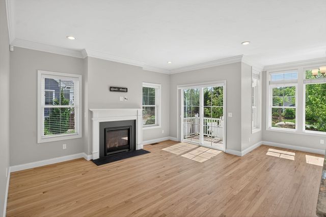 107 Boatwrights Loop, Plymouth, MA 02360