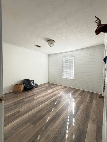 1123 Walnut, Deridder, LA 70634