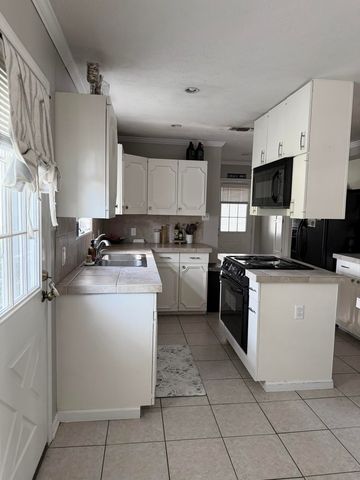 1123 Walnut, Deridder, LA 70634