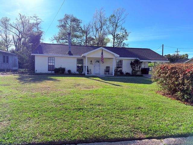 1123 Walnut, Deridder, LA 70634