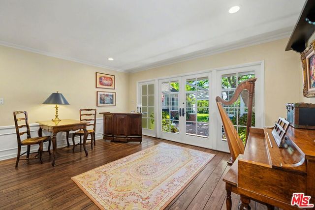 11376 Thurston Place, Los Angeles, CA 90049