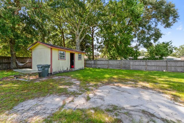 3717 Warwick Street, Pascagoula, MS 39581