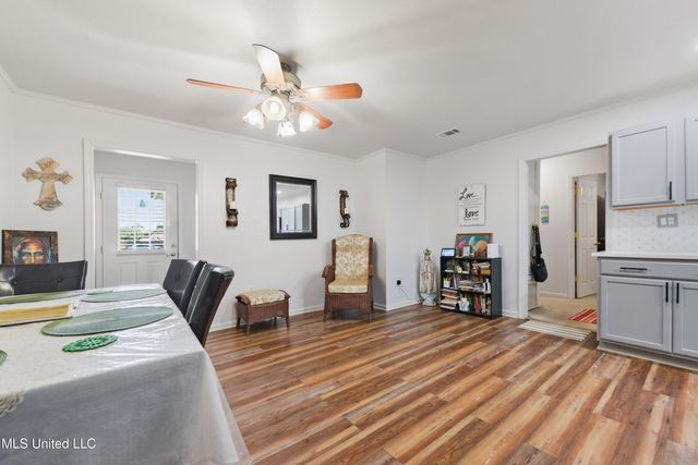 3717 Warwick Street, Pascagoula, MS 39581