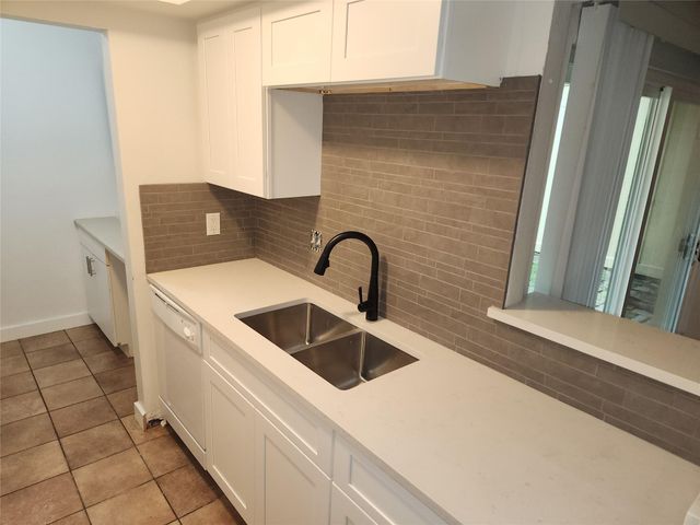 1510 Rockdale CIR A, Austin, TX 78704