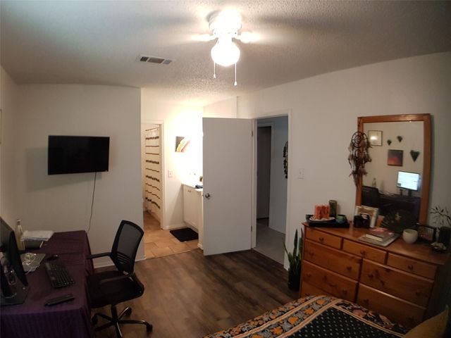 1510 Rockdale CIR A, Austin, TX 78704