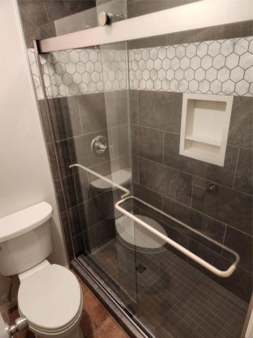 1510 Rockdale CIR A, Austin, TX 78704