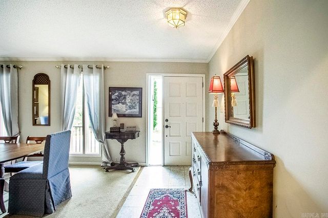 29 Coachlight Drive, Little Rock, AR 72227