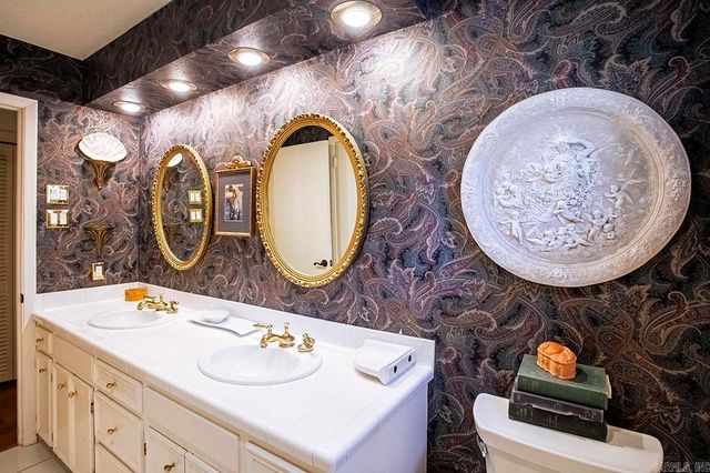 29 Coachlight Drive, Little Rock, AR 72227