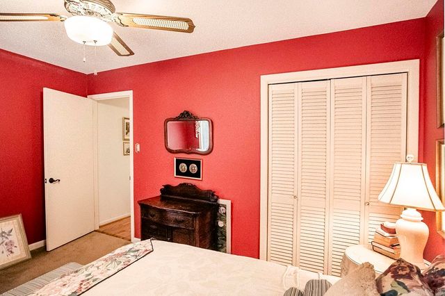 29 Coachlight Drive, Little Rock, AR 72227