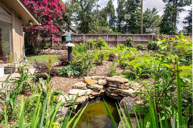 29 Coachlight Drive, Little Rock, AR 72227