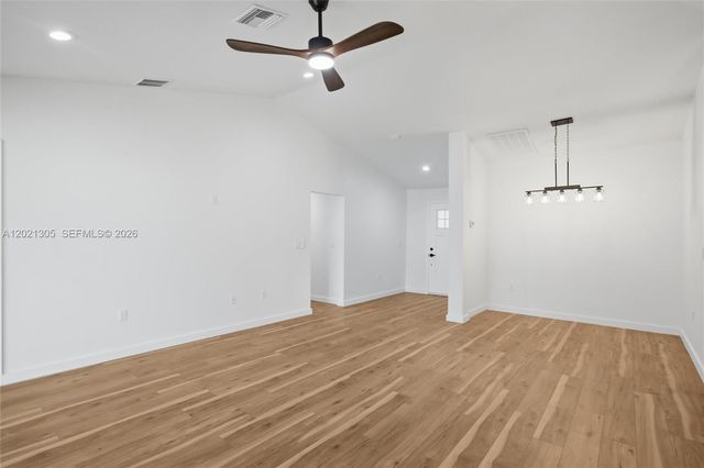 2031 W Myakka Road, Avon Park, FL 33825