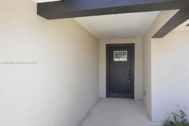 2031 W Myakka Road, Avon Park, FL 33825