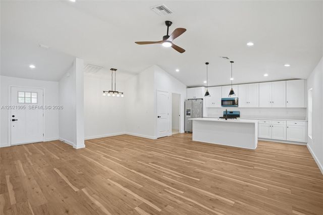 2031 W Myakka Road, Avon Park, FL 33825