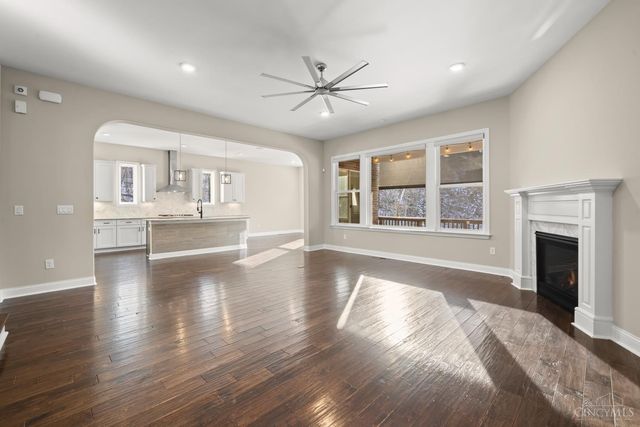 4051 Falling Creek Court, Sharonville, OH 45241