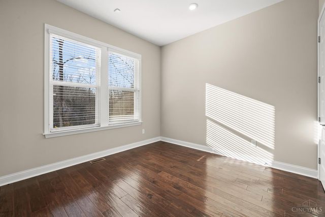 4051 Falling Creek Court, Sharonville, OH 45241