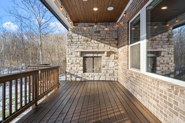 4051 Falling Creek Court, Sharonville, OH 45241