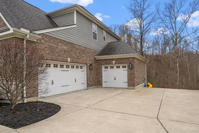 4051 Falling Creek Court, Sharonville, OH 45241