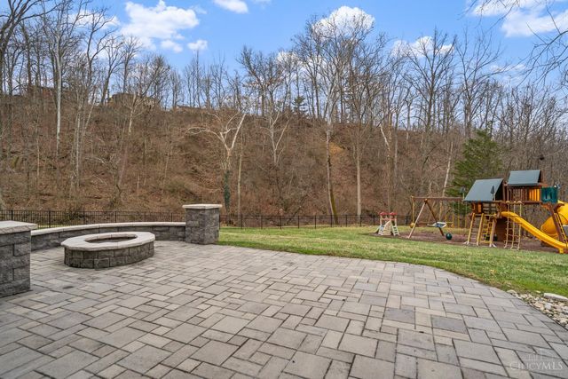4051 Falling Creek Court, Sharonville, OH 45241