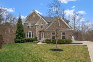 4051 Falling Creek Court, Sharonville, OH 45241