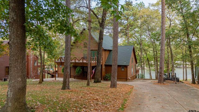 207 S King Laurence Ct., Scroggins, TX 75480