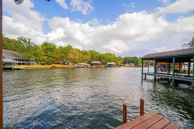 207 S King Laurence Ct., Scroggins, TX 75480