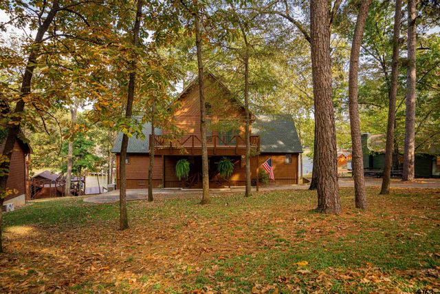 207 S King Laurence Ct., Scroggins, TX 75480