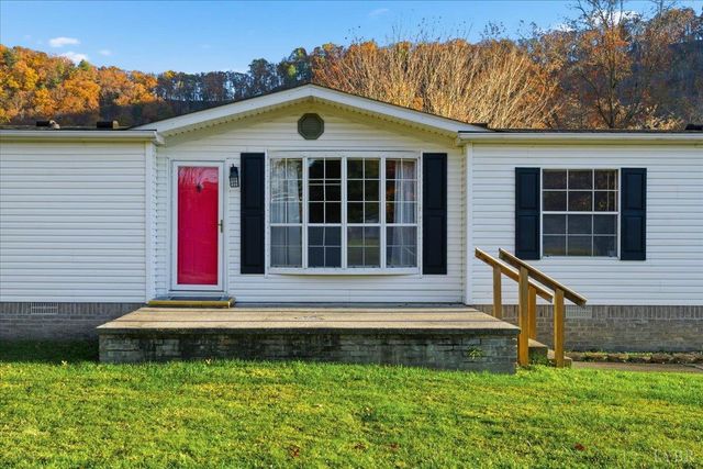 108 Weaver Dr, Elliston, VA 24087