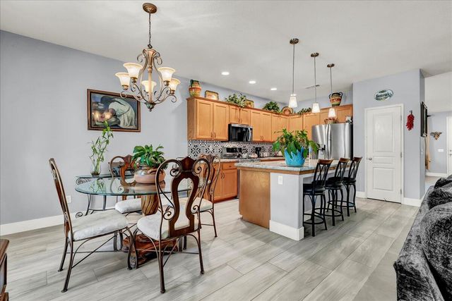 1318 Syrah Avenue, Tulare, CA 93274