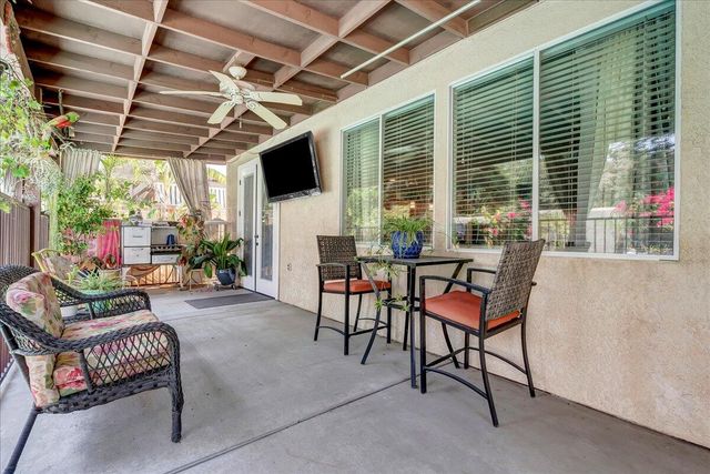 1318 Syrah Avenue, Tulare, CA 93274