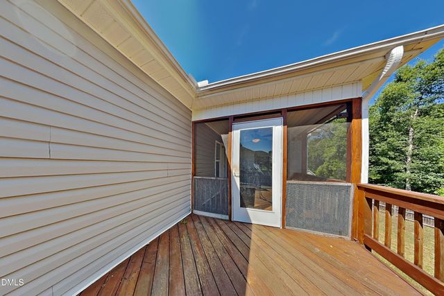 302 Oxfordshire Drive, Fuquay Varina, NC 27526