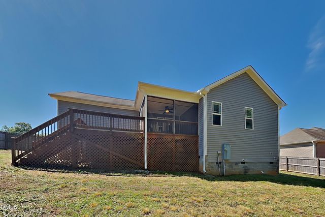 302 Oxfordshire Drive, Fuquay Varina, NC 27526