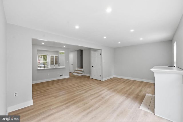 8139 HALLMARK PL, Gaithersburg, MD 20879