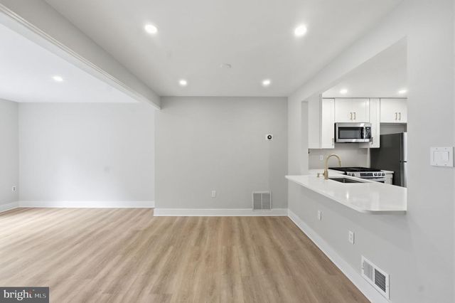8139 HALLMARK PL, Gaithersburg, MD 20879