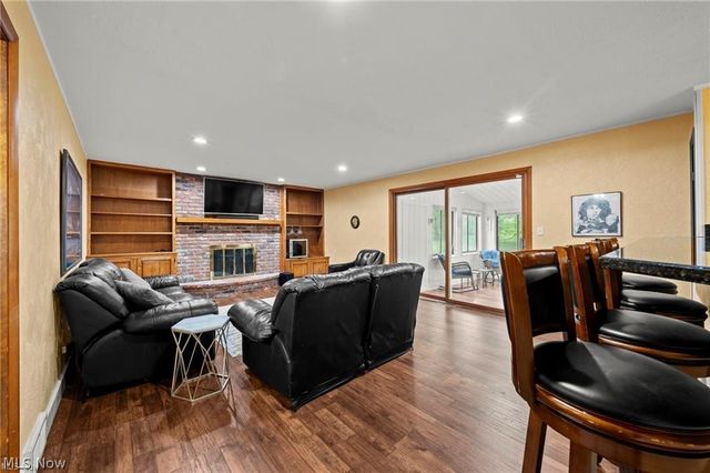 5062 Lansdowne Drive, Solon, OH 44139