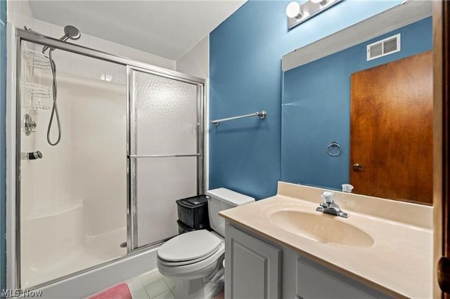 5062 Lansdowne Drive, Solon, OH 44139