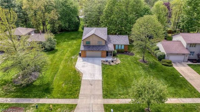 5062 Lansdowne Drive, Solon, OH 44139