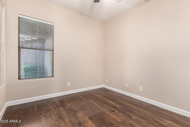 6857 W PEAK VIEW Road, Peoria, AZ 85383