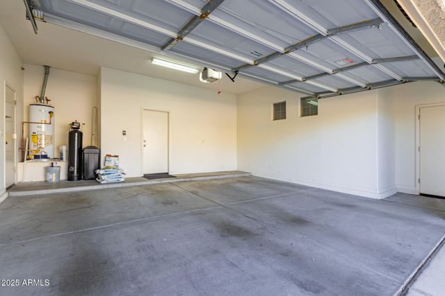 6857 W PEAK VIEW Road, Peoria, AZ 85383