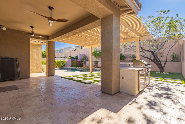 6857 W PEAK VIEW Road, Peoria, AZ 85383