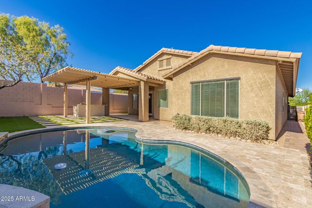 6857 W PEAK VIEW Road, Peoria, AZ 85383