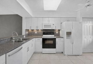 5842 Crystal Shores Drive 205, Boynton Beach, FL 33437