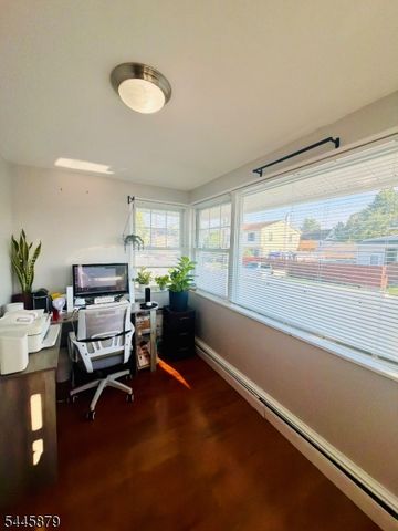 209 Main St, Linden City, NJ 07036