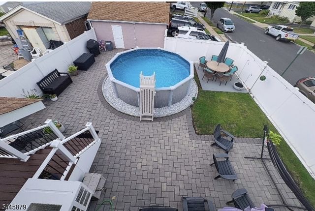 209 Main St, Linden City, NJ 07036