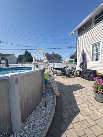 209 Main St, Linden City, NJ 07036