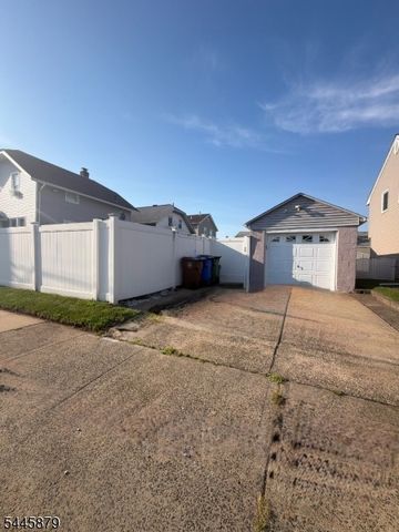 209 Main St, Linden City, NJ 07036