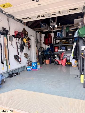 209 Main St, Linden City, NJ 07036