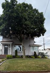 209 Main St, Linden City, NJ 07036