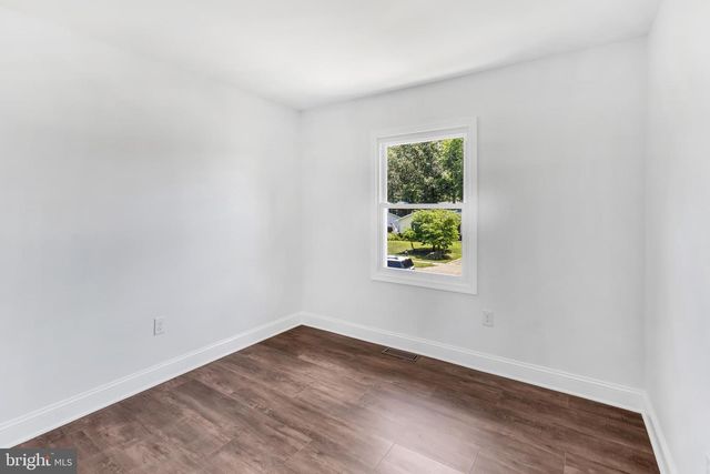 1224 ADAMS RD, Waldorf, MD 20602