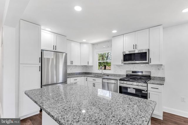1224 ADAMS RD, Waldorf, MD 20602